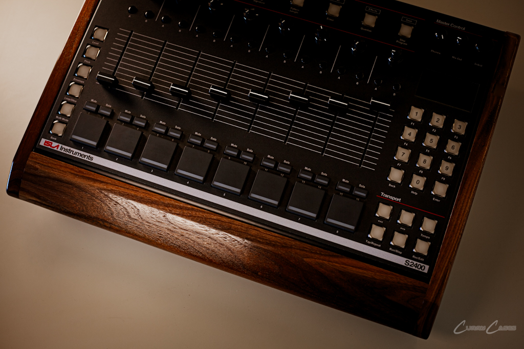 ISLA INSTRUMENTS S2400 新品 S2400 Walnut Console Kit | Curry Cases